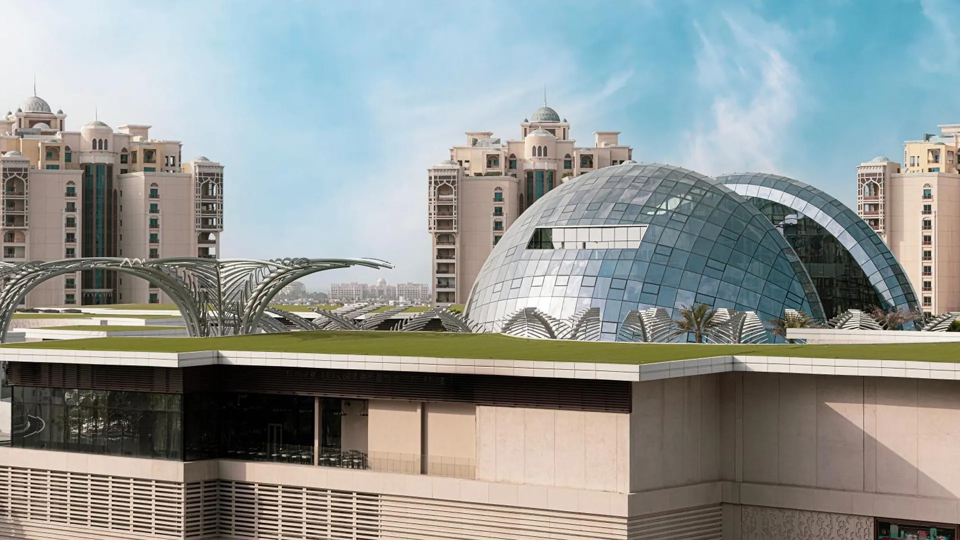 Seven Palm Hotel & Apartments - Pool & Beach Access Dubai