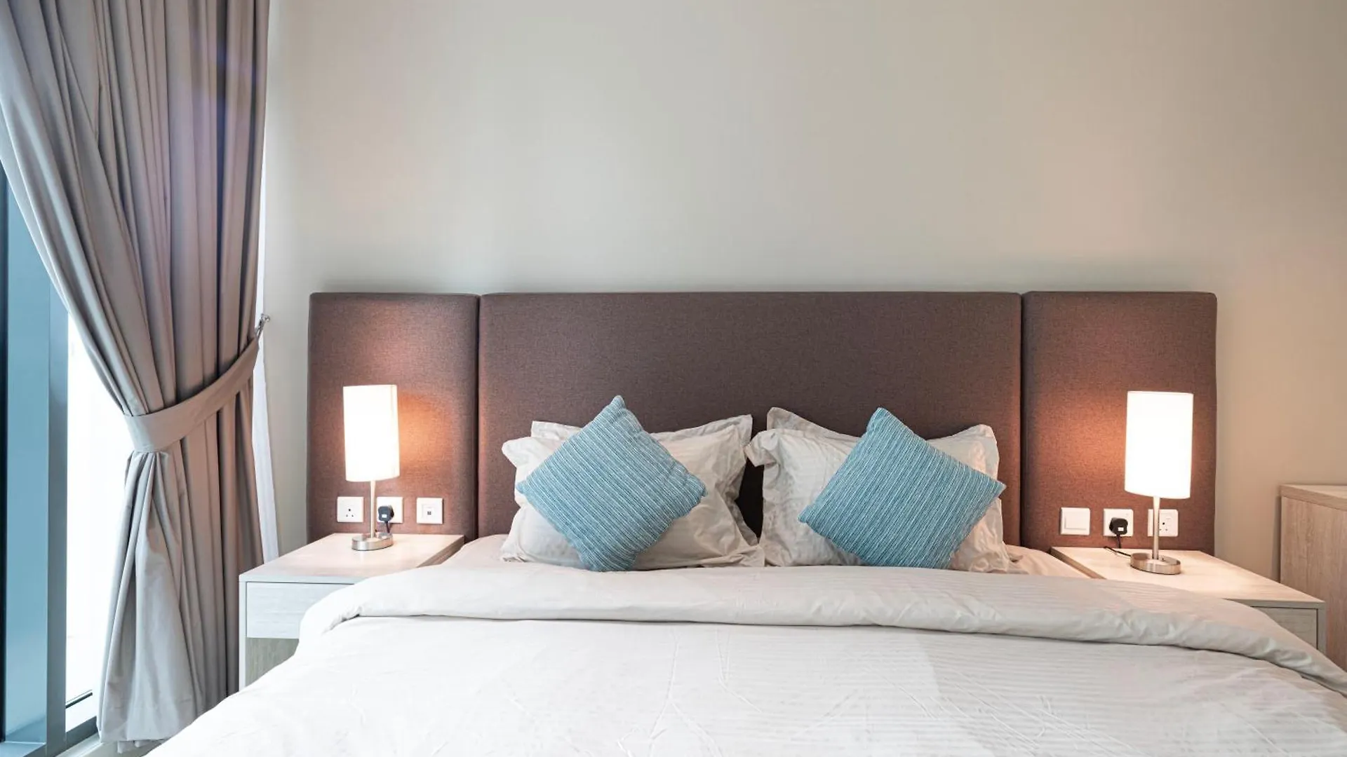 Seven Palm Hotel & Apartments - Pool & Beach Access Dubai United Arab Emirates