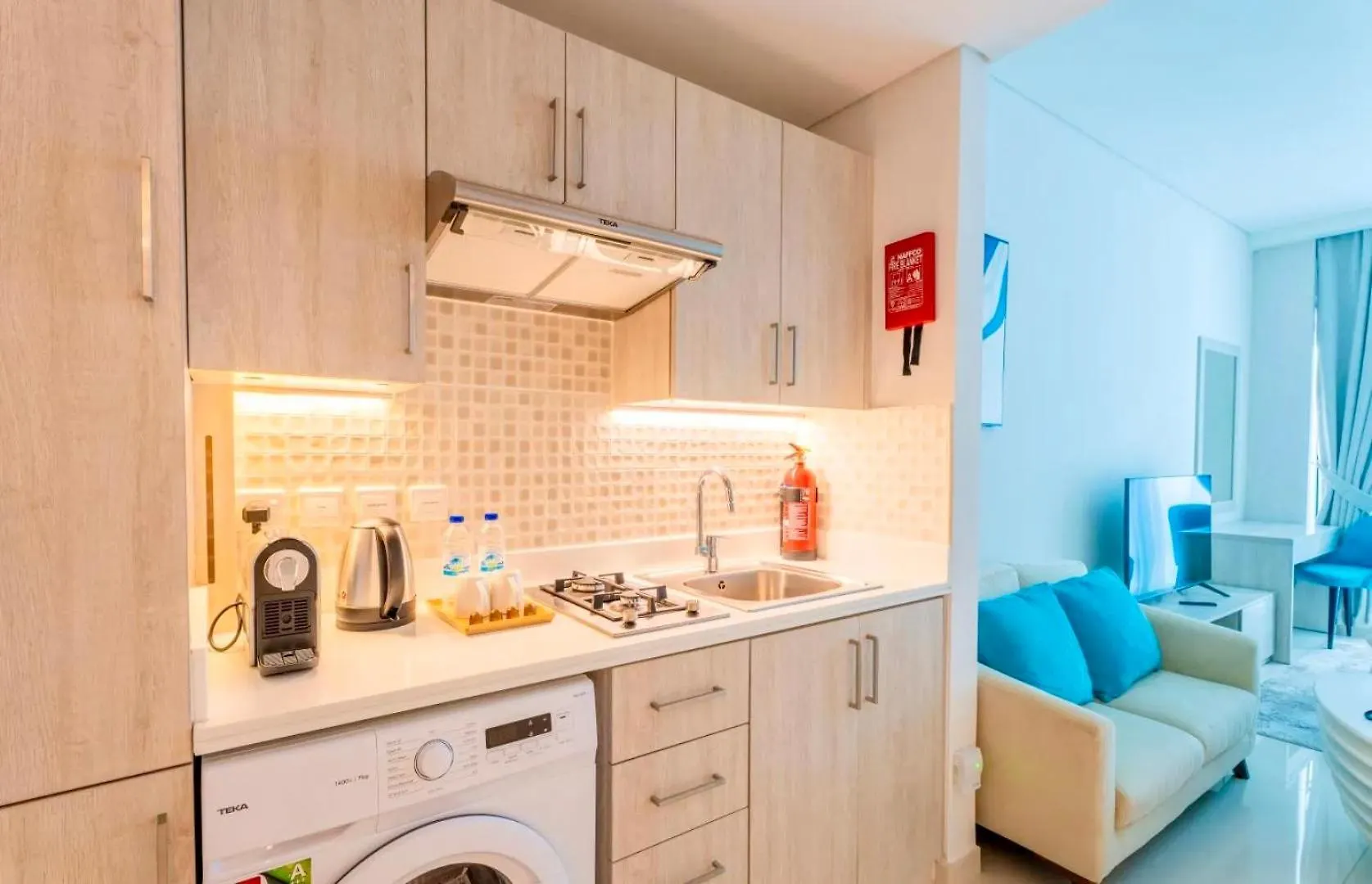 Seven Palm Hotel & Apartments - Pool & Beach Access Dubai